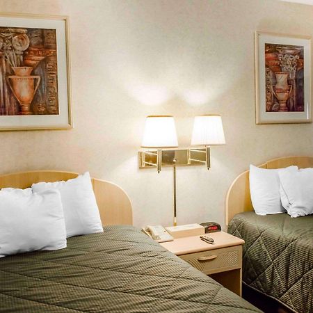 Rodeway Inn Dillsburg Bagian luar foto