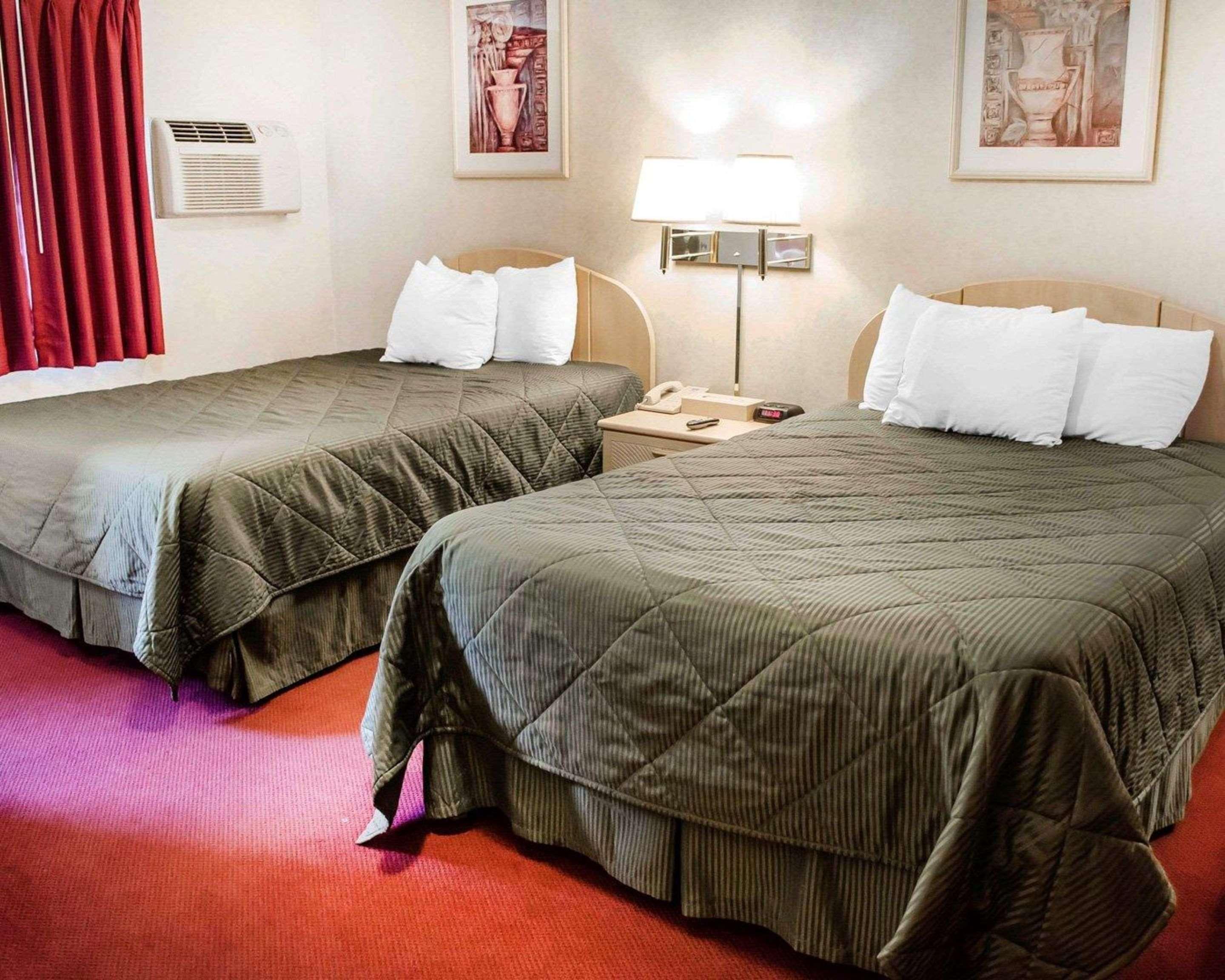 Rodeway Inn Dillsburg Bagian luar foto