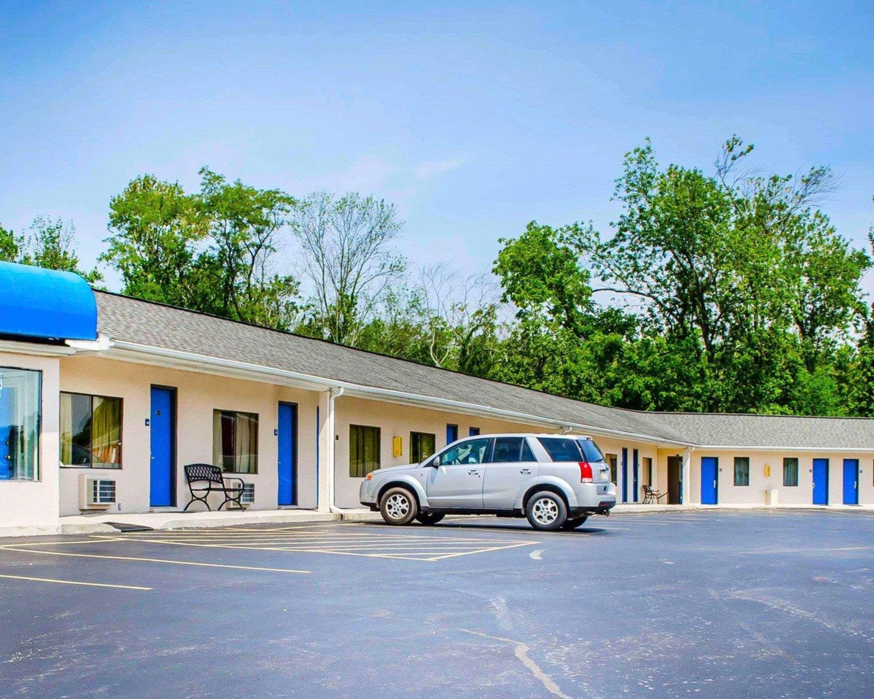 Rodeway Inn Dillsburg Bagian luar foto